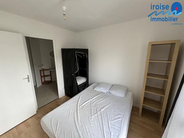 T2 MEUBLE – BALCON – PARKING