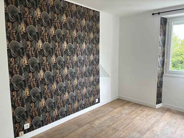 APPARTEMENT 2 CHAMBRES GARAGE FERME