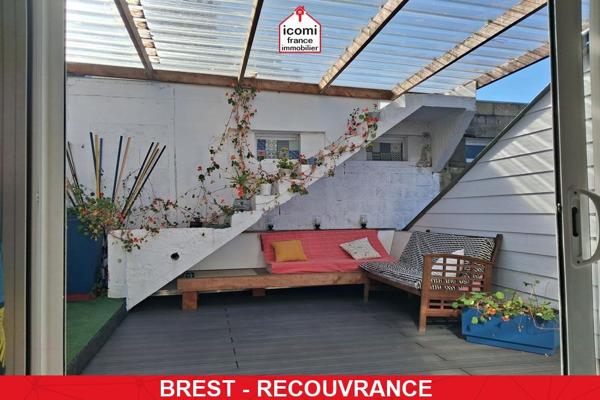 A VENDRE - IMMEUBLE 320M² - ( APPARTEMENT DE 86M² - UN T2 DE 51 M² - UN LOCAL DE 180M² ) CENTRE VILLE - BIEN RARE - T2 A RENOVER
