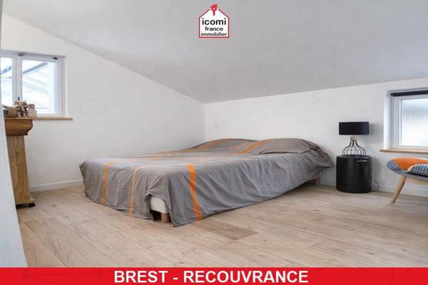 A VENDRE - IMMEUBLE 320M² - ( APPARTEMENT DE 86M² - UN T2 DE 51 M² - UN LOCAL DE 180M² ) CENTRE VILLE - BIEN RARE - T2 A RENOVER