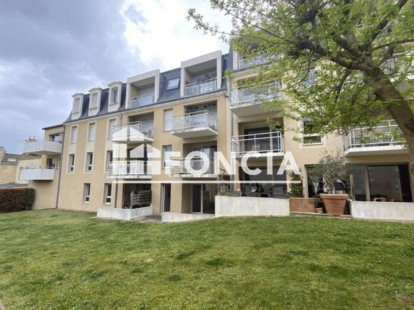 Location Appartement 3 pièces 86.01 m² - 42 RUE SAINT SIMPLICIEN Poitiers 86000