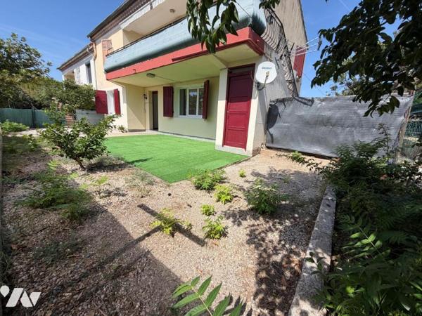 Bas de villa avec grand jardin et double garage T4