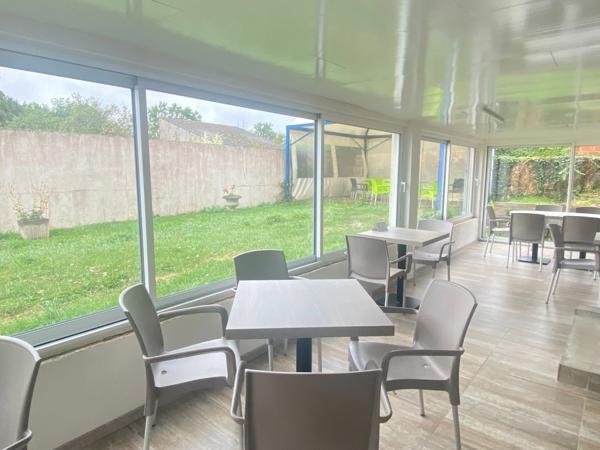 Hotel/Bar/Restaurant 30 pièces 230 000 €
