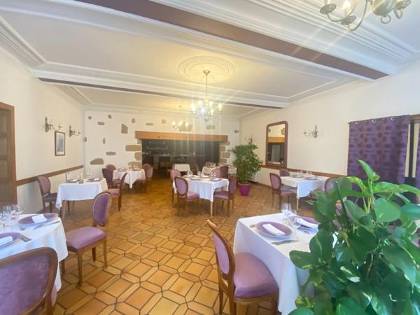 Hotel/Bar/Restaurant 30 pièces 230 000 €
