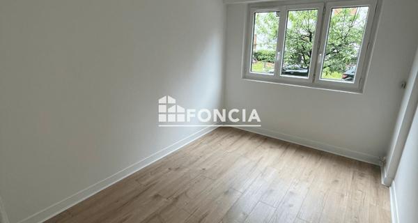 Location Appartement 3 pièces 63 m² - Chilly-mazarin 91380