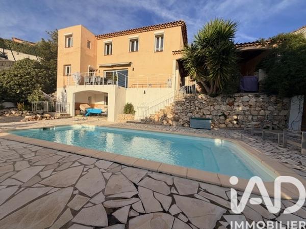 Maison à vendre 5 pièces 123 m² Marseille 15