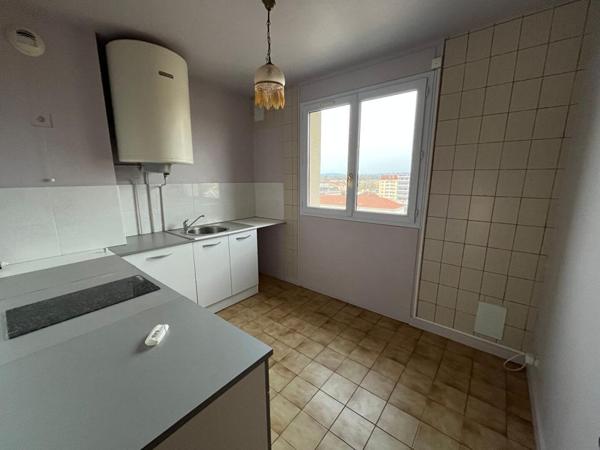 Appartement Bourg En Bresse 5 pièce(s)