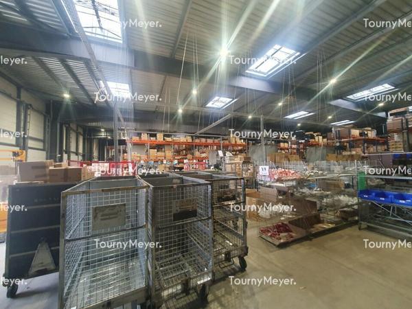 BLANQUEFORT- A LOUER ENTREPOT DE 6 223 M²