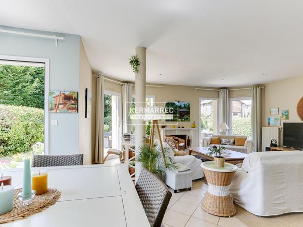 Maison 8 pièces – 172 m² environ à Saint-Grégoire (ref : 32763)