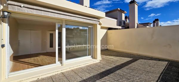 Appartement à vendre 3 pièces PAU (64)T3 65 m² – Dernier étage – Vue Pyrénées – Terrasse plein sud – Place de parking – Pau centre