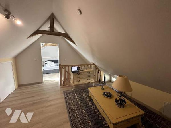 Charme et Espace !
Maison à usage d'habitation située sur la commune de CHOUZE SUR LOIRE qui of...