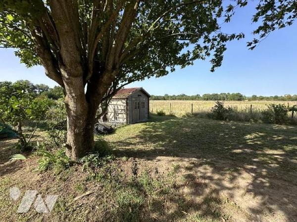 Charme et Espace !
Maison à usage d'habitation située sur la commune de CHOUZE SUR LOIRE qui of...