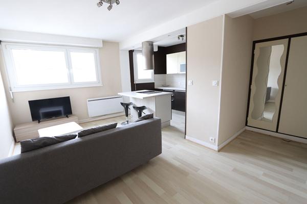 Appartement meublé à Orleans 2 pièce(s) 47 m2 avec parking privatif