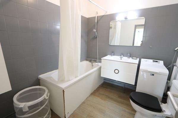 Appartement meublé à Orleans 2 pièce(s) 47 m2 avec parking privatif