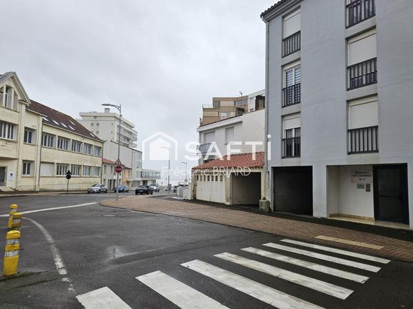 Les Sables d'Olonne. Lac Tanchet. Studio 20.27m2