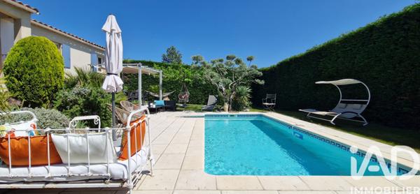 Maison à vendre 6 pièces 134 m² Caumont-sur-Durance