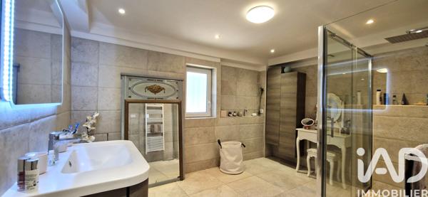 Maison à vendre 6 pièces 134 m² Caumont-sur-Durance