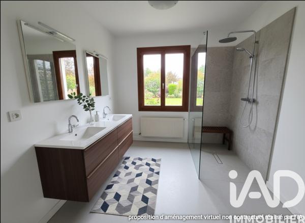 Maison à vendre 6 pièces 123 m² Le Mesnil-Saint-Denis