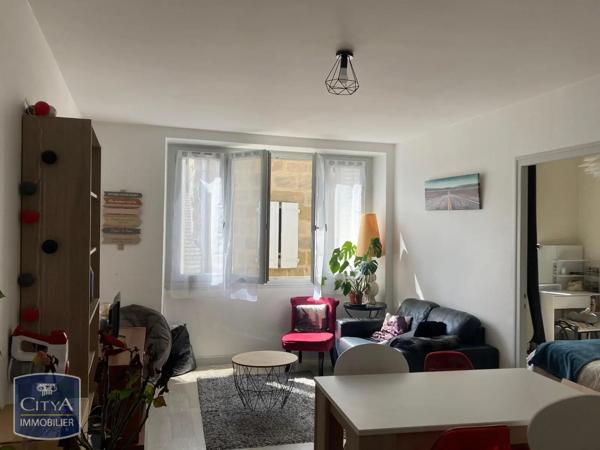 Appartement à louer 2 pièces 40.25m² Brive-la-Gaillarde (19100)