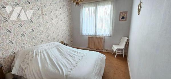 DUNKERQUE Centre, Bel Appartement T4 lumineux au 1er étage d'une copropriété bien tenue avec ba...