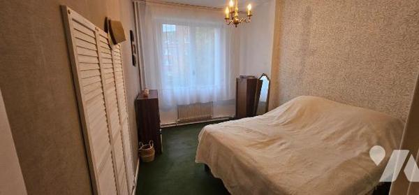 DUNKERQUE Centre, Appartement T4 lumineux au 1er étage avec balcon et Garage fermé,  comprenant...