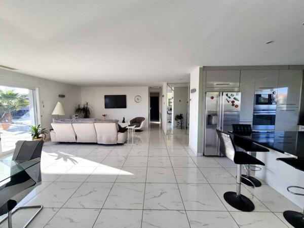 Maison à vendre 7 pièces de 340 m²