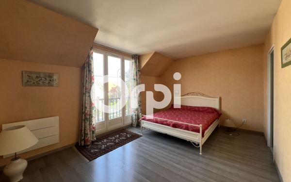 Maison à vendre    7 pièces • 157,25 m2 Antony