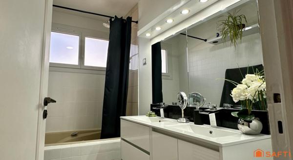 Grande maison très bien située sur un terrain de 623 M2