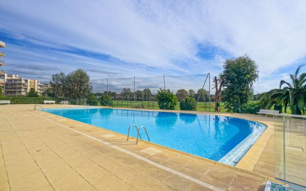 Appartement à vendre    2 pièces • 56,48 m2 Mandelieu-la-Napoule