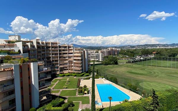 Appartement à vendre    2 pièces • 56,48 m2 Mandelieu-la-Napoule