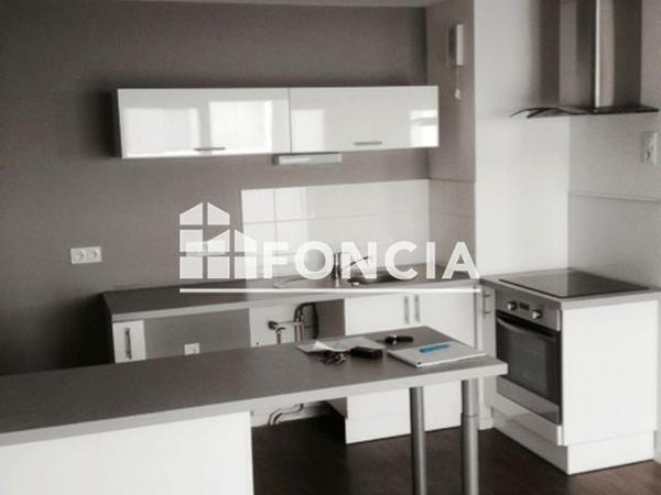 Location Appartement 3 pièces 65.5 m² - 5 ALLEE JOSEPH DE LA HAICHOIS Lorient 56100