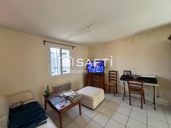 Deux maison dans le Centre de Dange Saint Romain