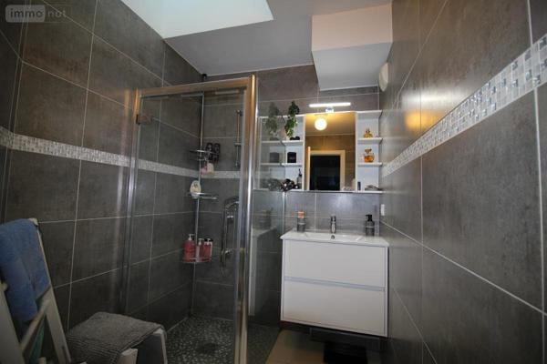 Appartement à vendre à Pontault-Combault en Seine-et-Marne (77340), ref : 94029-255