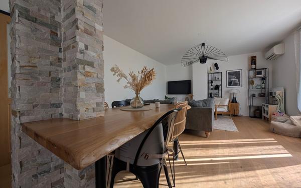 Appartement à vendre    3 pièces • 71,79 m2 Billère