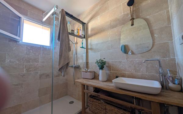 Appartement à vendre    3 pièces • 71,79 m2 Billère