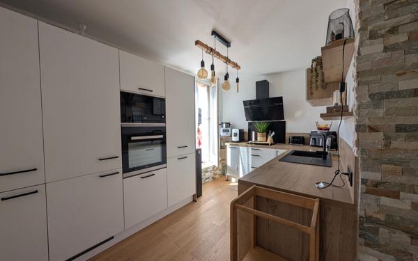 Appartement à vendre    3 pièces • 71,79 m2 Billère