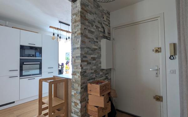 Appartement à vendre    3 pièces • 71,79 m2 Billère