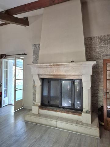 Maison 132 m2 terrain 1985 m2 piscine Saint-Martin-de-Valgalgues (30520)