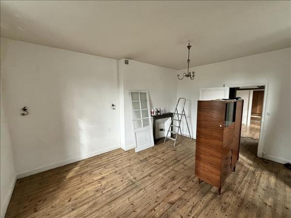Immeuble à vendre |  Montbron |  114 m²