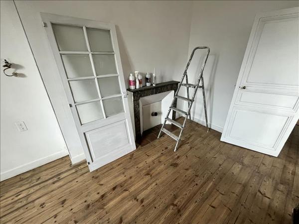 Immeuble à vendre |  Montbron |  114 m²