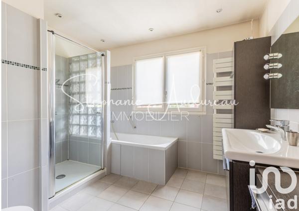 Maison 5 pièces de 140 m² à Cachan (94230)