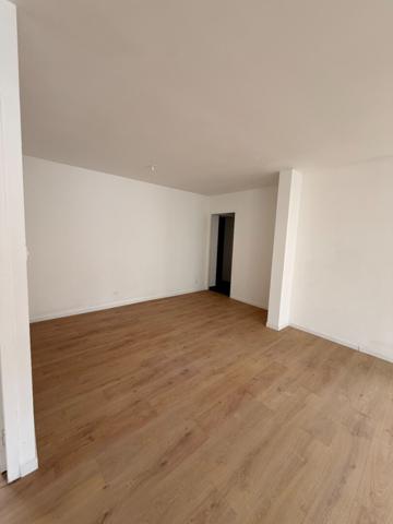 A LOUER - CALAIS CENTRE ? APPARTEMENT 72 m² AVEC GARAGE