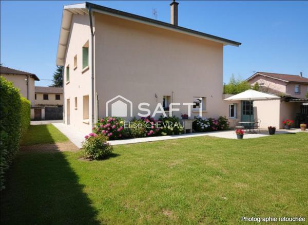 Appartement en rez-de-jardin, coeur de Bâgé-le-Châtel