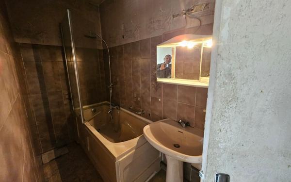 Appartement à vendre    4 pièces • 66 m2 Aubervilliers