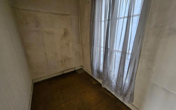 Appartement à vendre    4 pièces • 66 m2 Aubervilliers