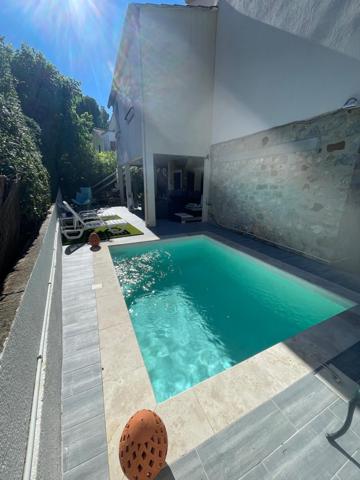 Toulon (83200) Villa 8 pièces avec Piscine