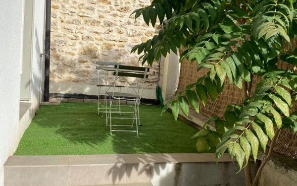 Appartement à louer    2 pièces • 46,92 m2 Issy-les-Moulineaux