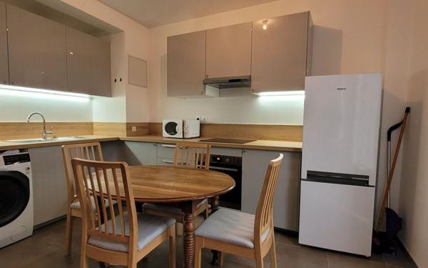 Appartement à louer    2 pièces • 46,92 m2 Issy-les-Moulineaux