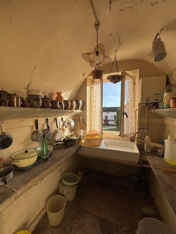 Proche de Baigneux les juifs : maison de 80m² avec un jardin , une dépendance et un terrain non attenant. Orret (21450)