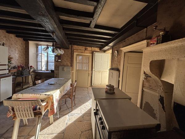 Proche de Baigneux les juifs : maison de 80m² avec un jardin , une dépendance et un terrain non attenant. Orret (21450)